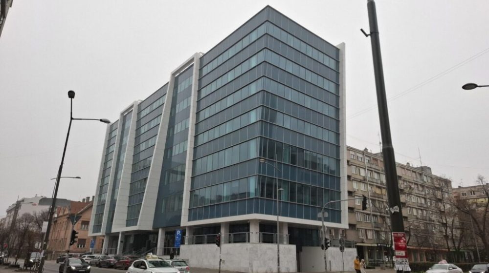 Nova zgrada Palate pravde u Novom Sadu čeka na useljenje dve godine: Trenutno se radi informatička mreža 1