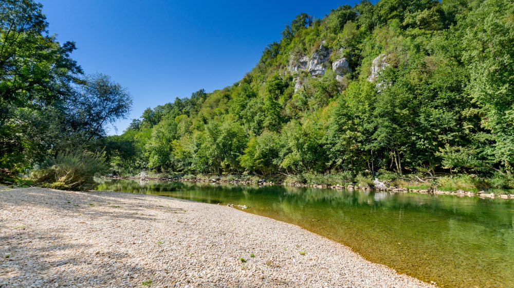 Ako ovog leta idete u Sloveniju, a more vas ne zanima: Ove reke imaju nestvarno čistu vodu i idealne su za kupanje 1