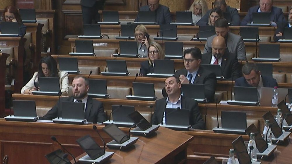 Usvojeni izborni zakoni, opozicija nije bila u sali 1