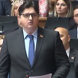 Mrdić (SNS) u Skupštini optužio Dolovac i Nenadića: "SNS se bori za istinu i pravdu, to je politika Aleksandra Vučića" 4