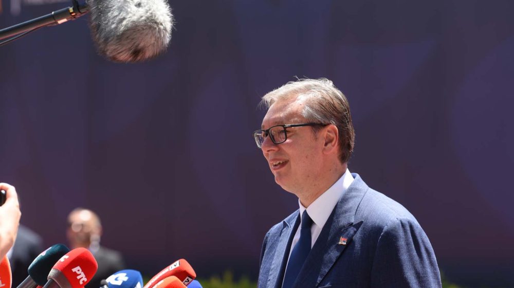 Vučić se vratio u Srbiju: Kaže ogladneo u Tivtu od evropske hrane (VIDEO) 9