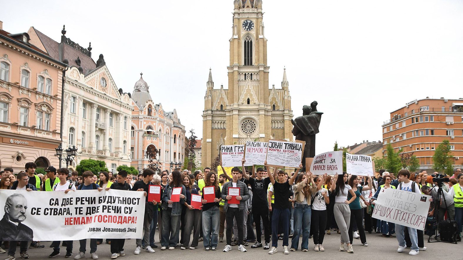 Novi protest zbog stanja u Jovinoj gimnaziji: Kolo