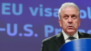 Izdat nalog za hapšenje bivšeg komesara EU u vezi sa aferom "Katargejt" 13 Dimitris Avramopulos
