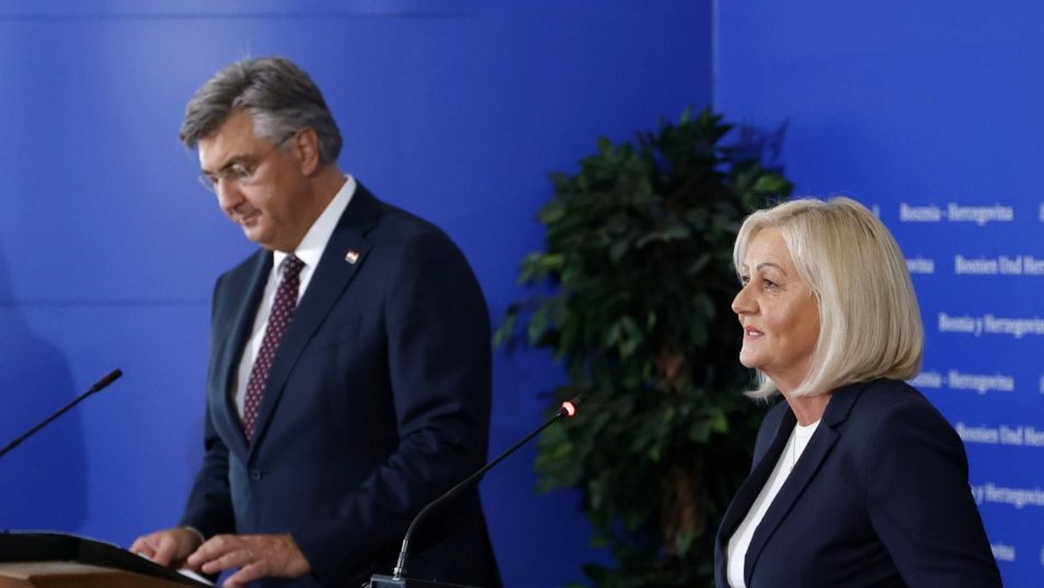Krišto i Plenković potpisali Ugovor o graničnim prelazima: U