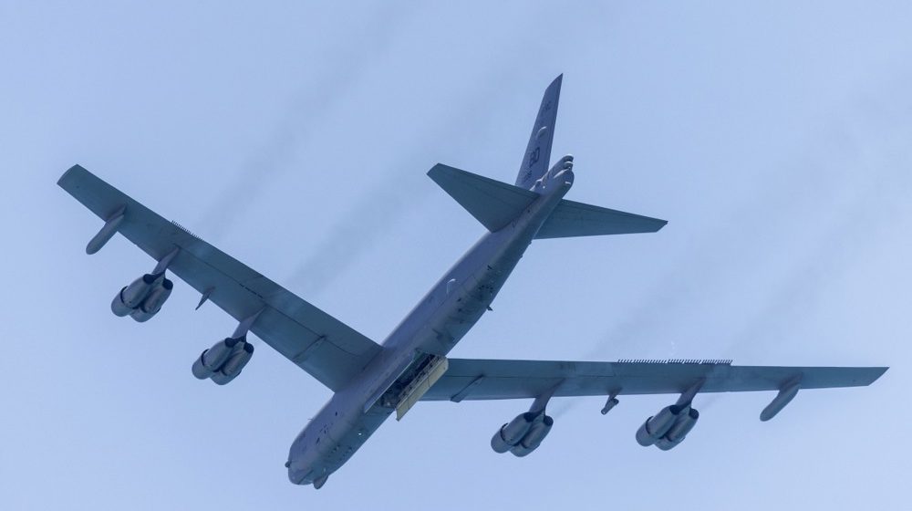 Srušio se američki vojni avion B-52 kod Los Anđelesa 6