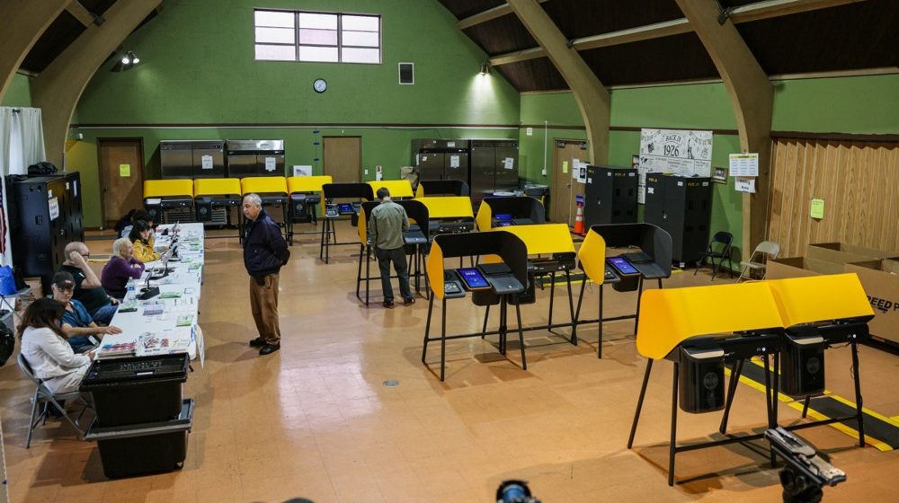 "Dobre vesti za demokrate, izgubio kandidat koga je podržao Tramp": Održani su primarni izbori u šest država SAD, ovo je presek 1