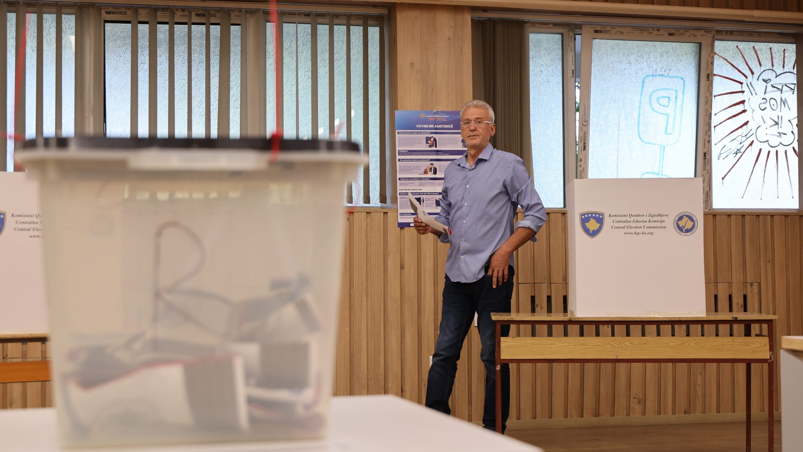 Preliminarni rezultati izbora na Kosovu: Samoopredeljenje slavi pobedu, Srpskoj listi 10 mandata 4 Preliminarni rezultati izbora na Kosovu: Samoopredeljenje slavi pobedu, Srpskoj listi 10 mandata 2