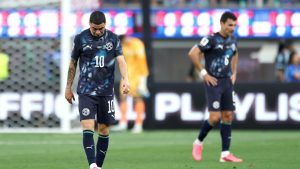 Almiron "prva žrtva" novog FIFA pravila 15 Almiron "prva žrtva" novog FIFA pravila 11