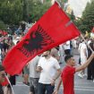 Stotine Albanaca srušile fizičke barijere na protestu protiv Kušnerovog projekta 8