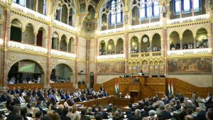 „Jedina funkcija joj je bila da zastrašuje građane, medije, opozicione partije“: Mađarski parlament izglasao ukidanje Orbanove Kancelarije za zaštitu suvereniteta
