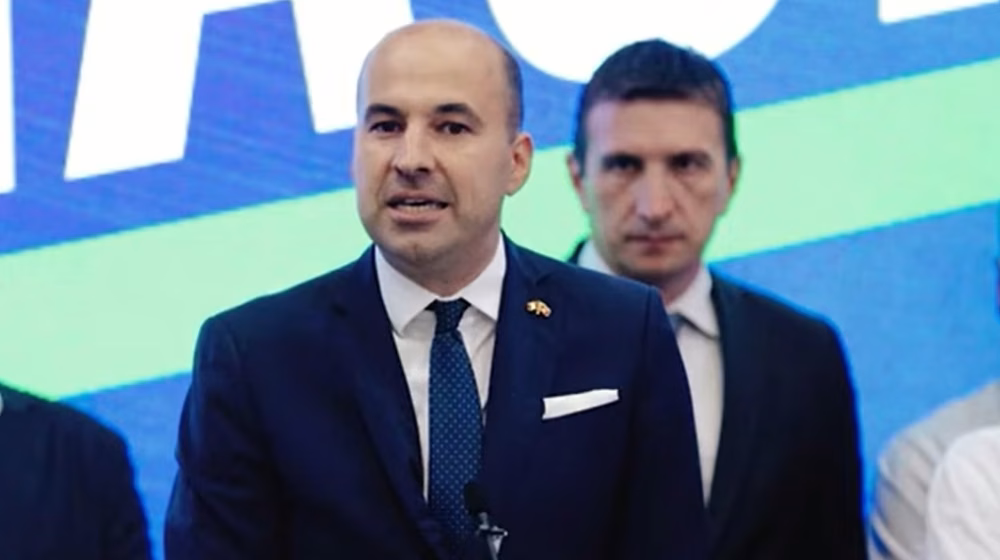 I Blažu Rađenoviću onemogućen ulazak u Srbiju bez objašnjenja, samo njega izdvojili od putnika 8