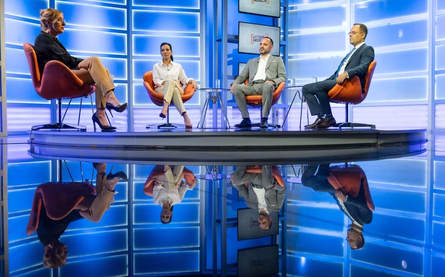 Predstavnici opozicije u "Utisku nedelje": Nijedan glas protiv režima ne sme biti bačen 10