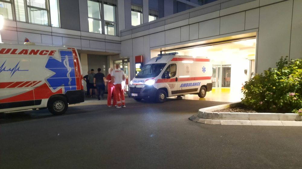 Hitna pomoć: Motociklista teže povređen u saobraćajnoj nezgodi u Beogradu 11