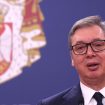Vučić: Putnici iz Tivta SNS 'aktivisti', njihov dolazak 'politička greška' 11