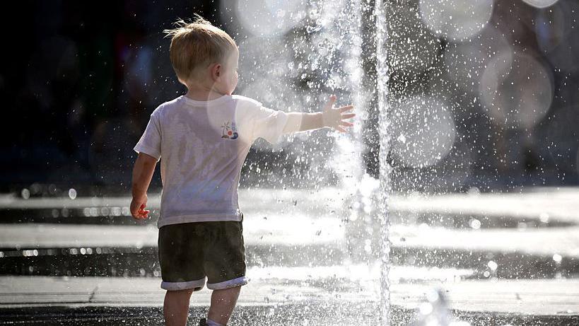 Temperature u Francuskoj se približavaju opasnim nivoima
