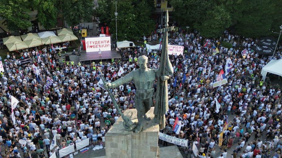Od Kosova do izbora: Dva lica Srbije na Vidovdan 8
