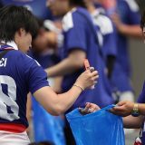 'Čistite i kod kuće'- poruka japanskim navijačima koji su kupili smeće na Mundijalu 9