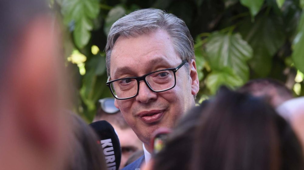 Šta je Vučiću u glavi? 10