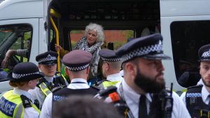 U Londonu osuđeni aktivisti Palestinske akcije zbog napada na izraelsku fabriku dronova u Bristolu 5 U Londonu osuđeni aktivisti Palestinske akcije zbog napada na izraelsku fabriku dronova u Bristolu 3