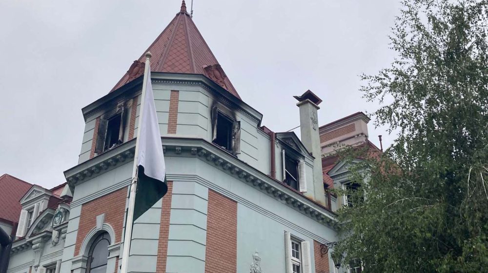 Ugašen požar u ambasadi Pakistana na Dedinju 7