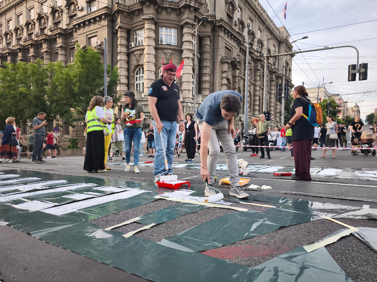 Protest u Beogradu: Pročitan Manifest akademske zajednice (FOTO) 5 Protest u Beogradu: Pročitan Manifest akademske zajednice (FOTO) 5