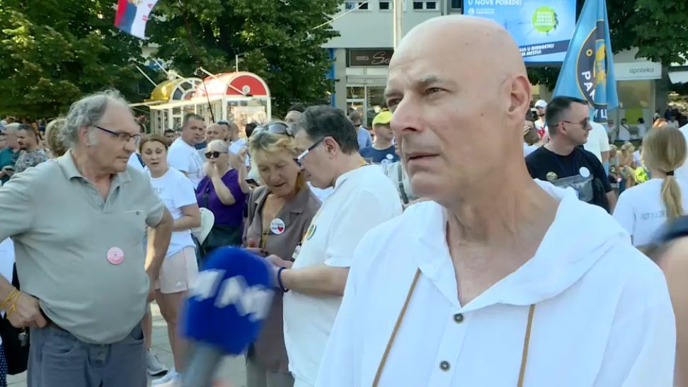 UŽIVO Studentski skup u Kraljevu: Stigli trkači iz Čačka i pešaci iz Kragujevca, glavni program od 18 časova (FOTO, VIDEO) 2
