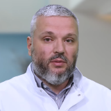 Ko je dr Vladimir Kecmanović, otac dečaka koji je pucao u "Ribnikaru"? 5