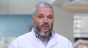 Ko je dr Vladimir Kecmanović, otac dečaka koji je pucao u "Ribnikaru"? 9