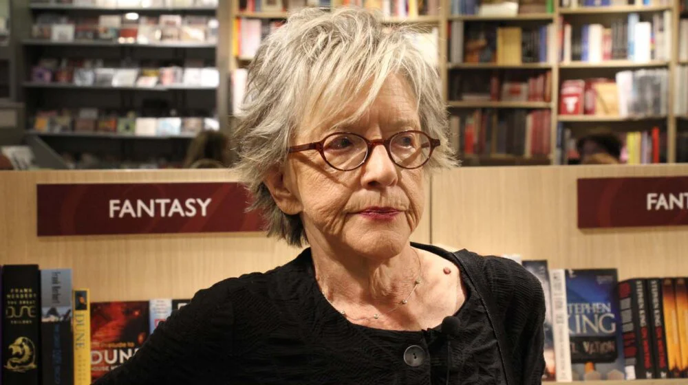 Poslednji intervju Slavenke Drakulić za Danas: U Beogradu, kao i u Zagrebu, neki me ljudi vole neki ne, jer kad vam naše vlasti nalepe crnu etiketu, to vam zauvek ostaje 7