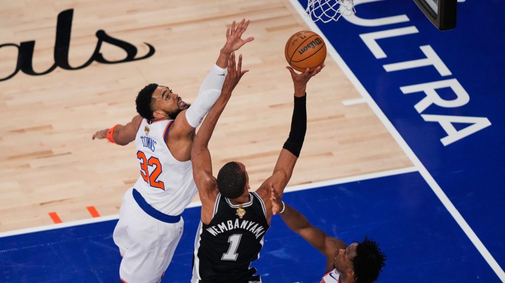 San Antonio pobedio u Njujorku i smanjio na 1:2 u NBA finalu 5