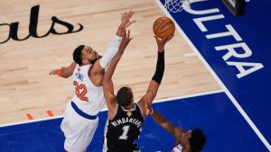 San Antonio pobedio u Njujorku i smanjio na 1:2 u NBA finalu 1