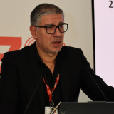 Kao da živimo u najmračnijem periodu srednjeg veka: Lekar Vladimir Zdravković nastavlja borbu zbog nezakonite smene sa mesta u UKC-u Kragujevac 6