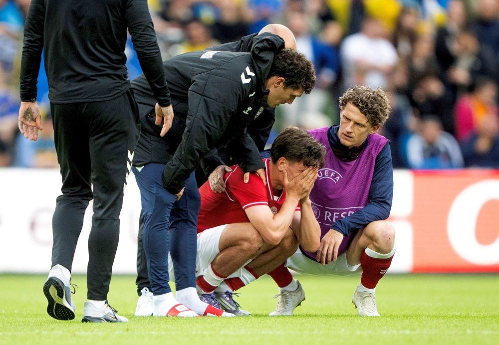 Danski fudbaler Kristijan Eriksen ponovo kolabirao na terenu: 'Dobro je' 4 kristijan eriksen se srušio na teren