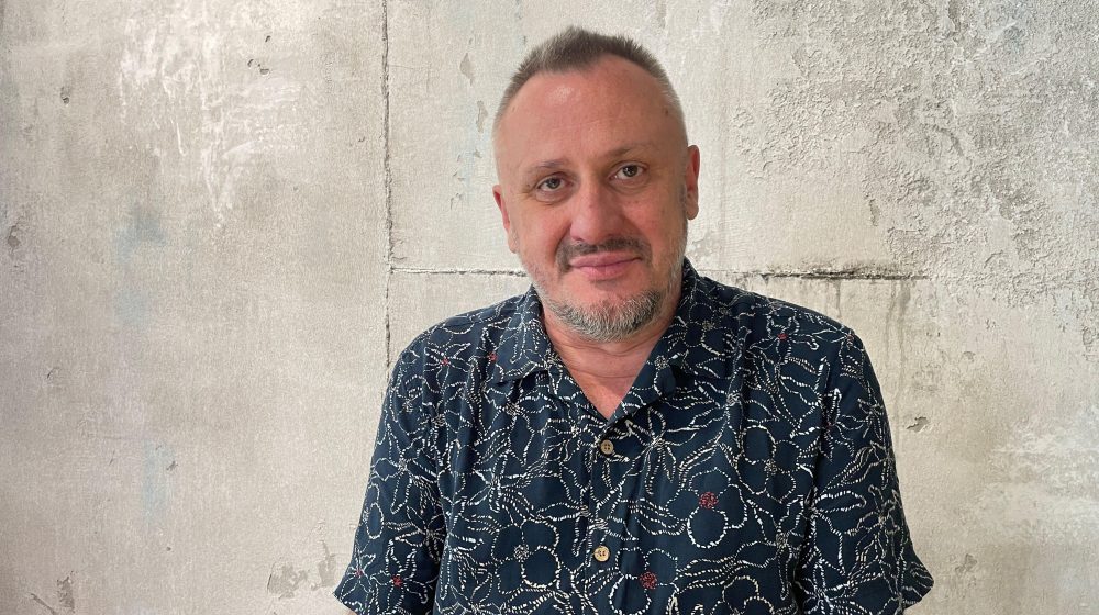 Valter je branio Sarajevo, a Letu Štuke gitarski zvuk: Šaran za BBC o novom albumu i studentskim protestima 8