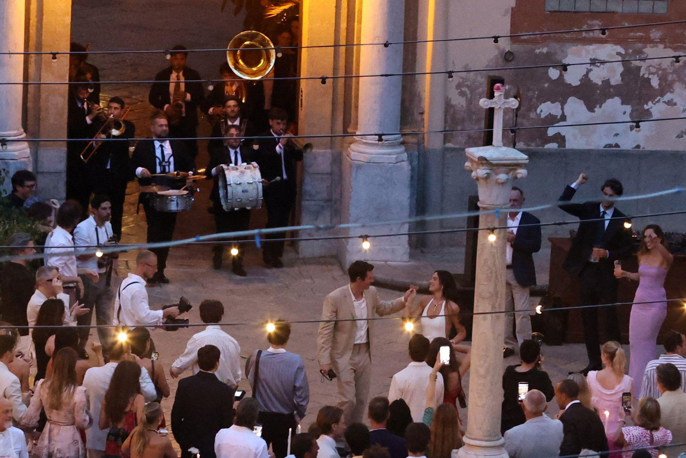 Sicilijanska svadba Due Lipe i Kaluma Tarnera 3 dua lipa i kalum tarner, venčanje due lipe