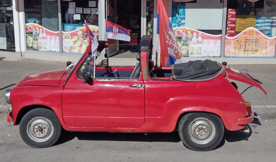 Prvi jugoslovenski narodni auto: Predlog za podizanje spomenika „fići” u Kragujevcu 9