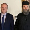 Zašto je poseta Vladana Đokića Hilandaru razbesnela tabloide, a kakvu poruku je rektor Beogradskog univerziteta poslao? 10