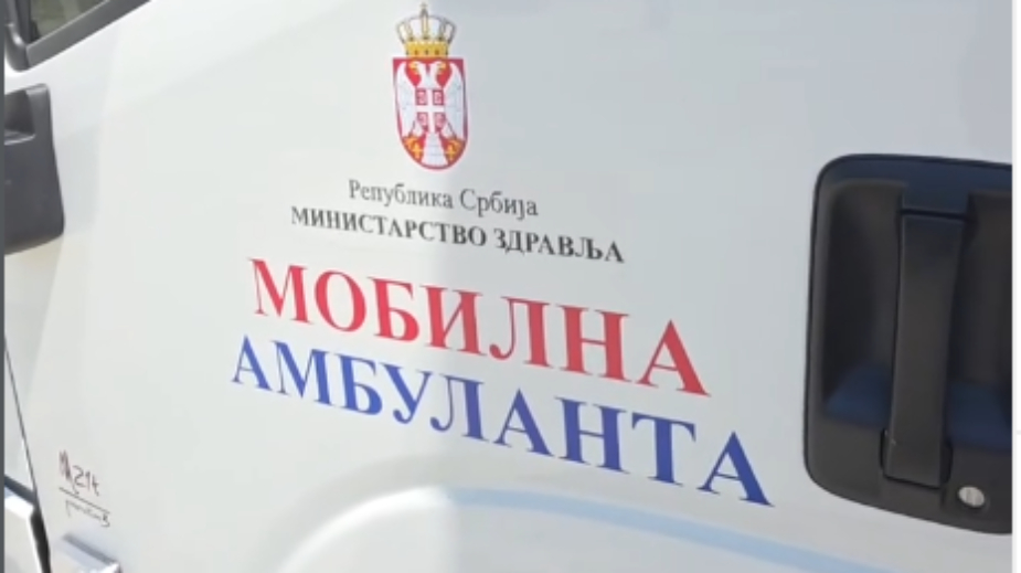 "Još samo da roboti Milutin i Dragutin leče pacijente": Da li su mobilne ambulante "borba za ljude" ili "borba za glasove"? 6