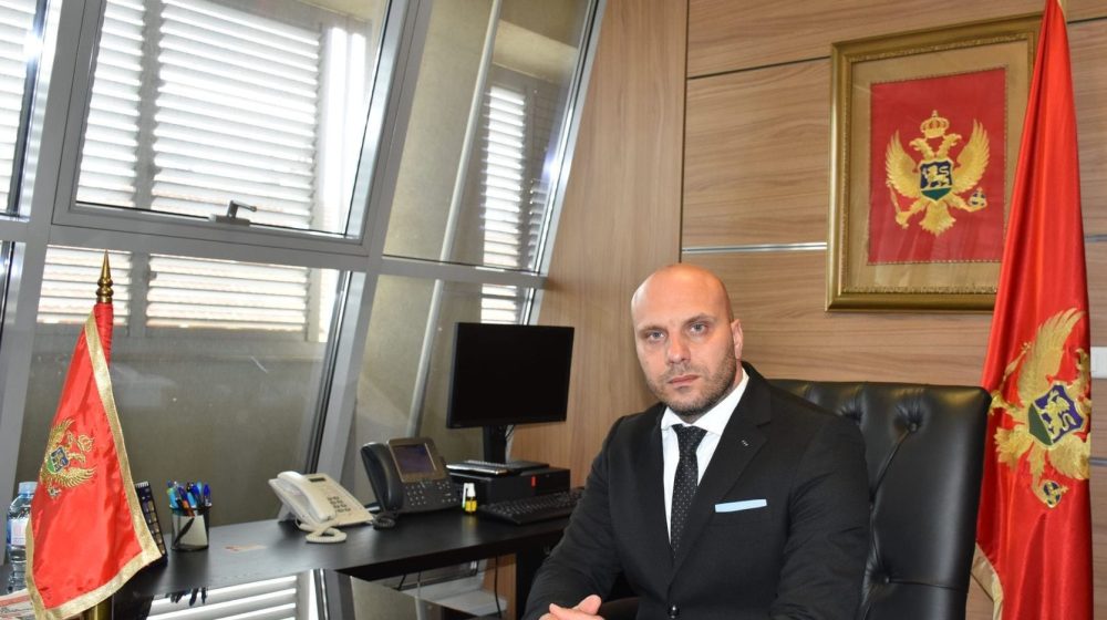 Bivšem direktoru crnogorske policije zabranjen ulazak u Srbiju 9