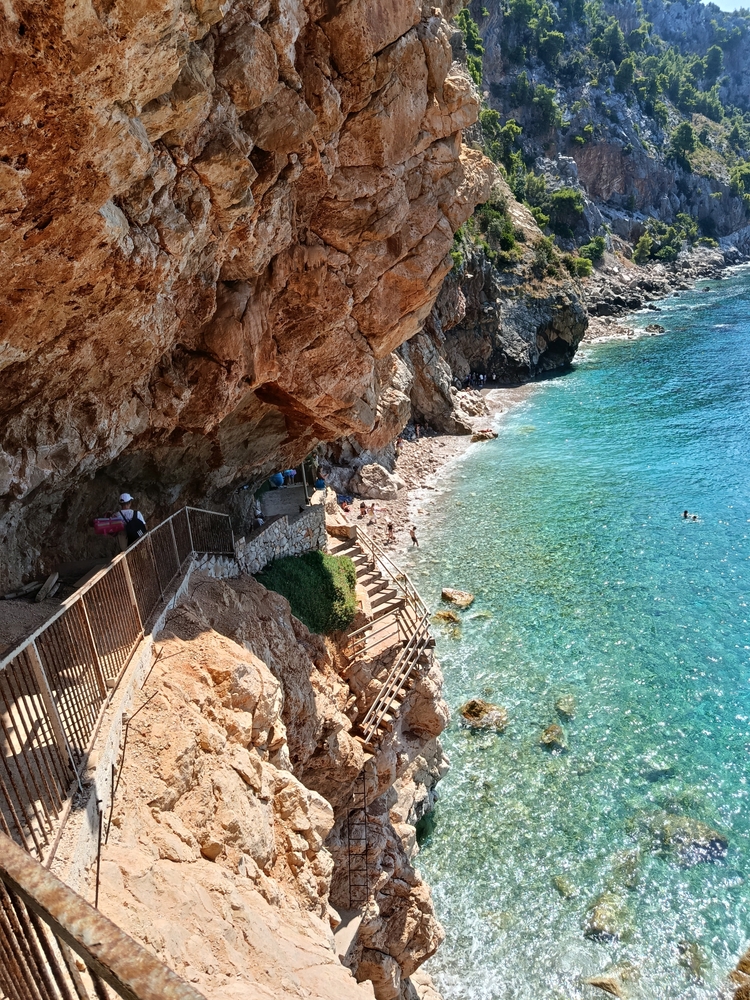 50 najlepših plaža Evrope za 2026: Na prestižnoj listi i dobro poznata plaža u Crnoj Gori 2 50 najlepših plaža Evrope za 2026: Na prestižnoj listi i dobro poznata plaža u Crnoj Gori 1