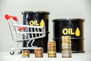 Nafta ne dopušta opuštanje: Svetski energetičari upozoravaju na pad zaliha, preti li novi skok cena?