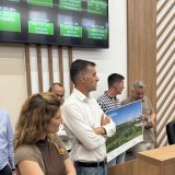 Odbornici vladajuće koalicije u Skupštini Beograda, posle pauze odbili sve predloge opozicije 6