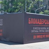 Pogledajte fotografije, šta čeka posetioce SNS skupa kada uđu u "crnu kutiju" (FOTO/VIDEO) 2
