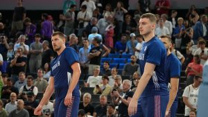 Nikola Jokić i Nikola Jović, Foto: Pedja Milosavljevic/ Starsport)