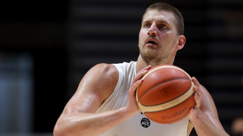 (VIDEO) "Osećam grižu savesti zbog neuspeha": Nikola Jokić je novi kapiten reprezentacije Srbije 8