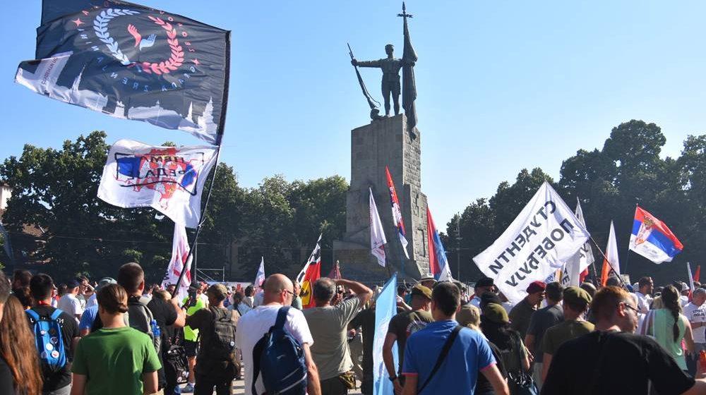 UŽIVO Studentski skup u Kraljevu: "Hoćemo li slobodu ili SNS kartel, istinu ili Informer" (FOTO, VIDEO) 6