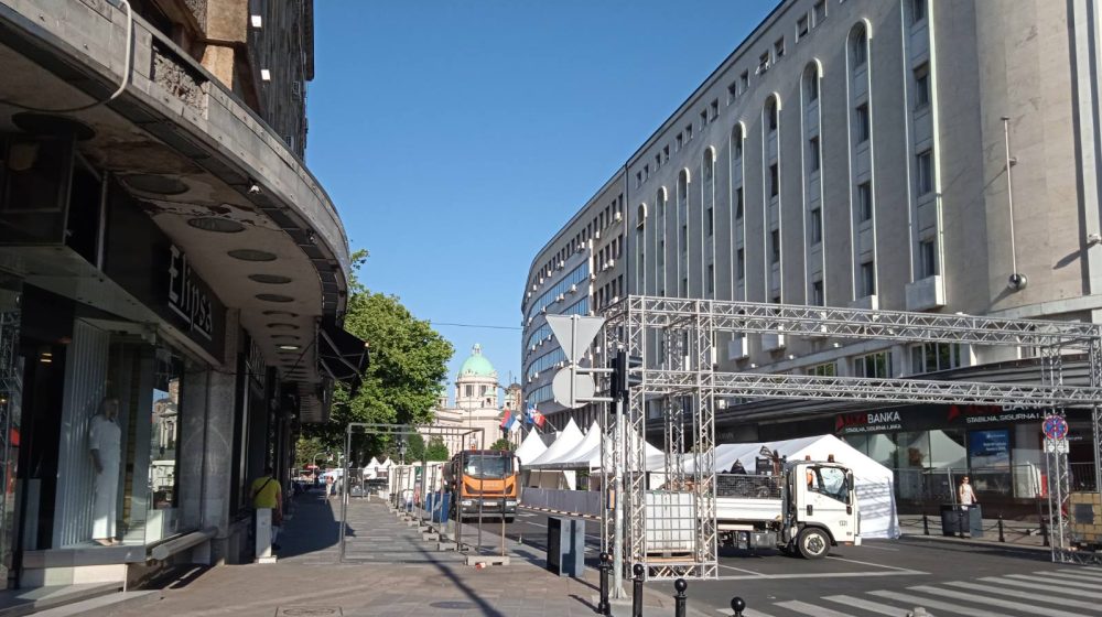 U toku pripreme za miting SNS u centru Beograda (FOTO) 11