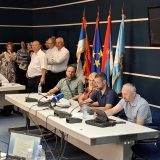 Komisija za planove odbila prigovore na izgradnju "Novog Sada na vodi": Građani i aktivisti pravili buku pa napustili salu 2