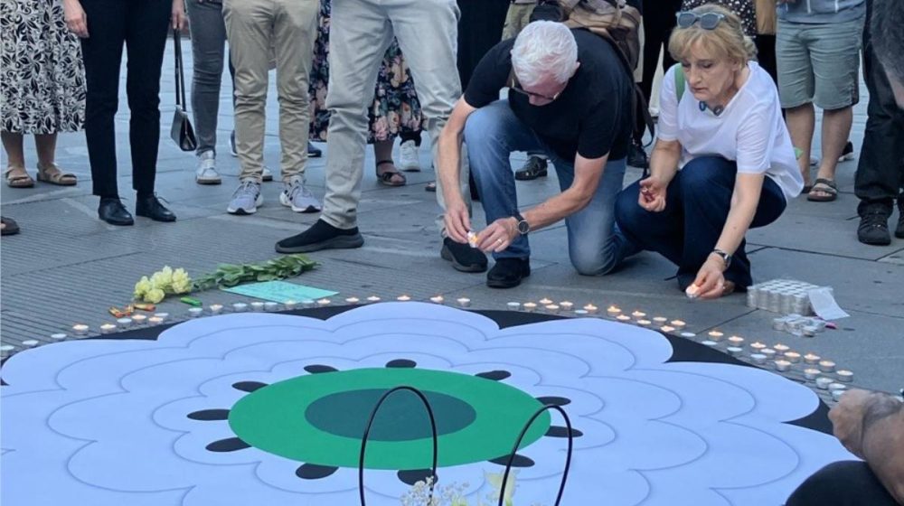 Na Trgu Republike obeležavanje godišnjice genocida u Srebrenici i protest protiv tog skupa 8