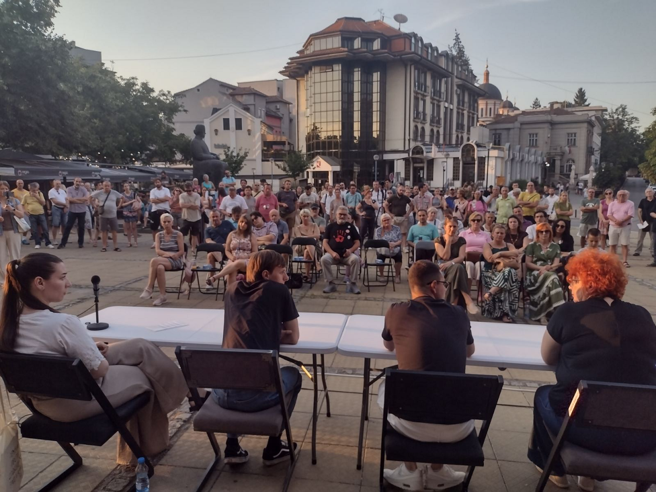 Dosta je „šerovanja” i samosažaljevanja tipa „Vidi šta nam rade?” i „Spasa nam nema!”: Poruke sa studentske tribine u Kragujevcu 6